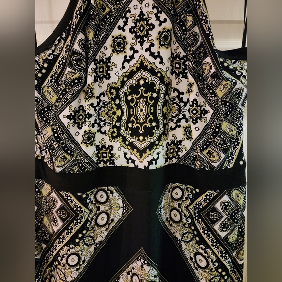 INC NWT full length halter dress with geometric pattern - Picture 4 of 9